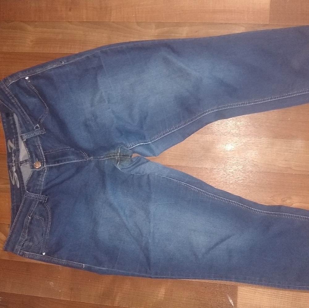 Seven7 dark denim skinny ankle jeans